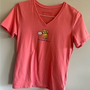 Life is Good Women’s “Many Happy Returns” Tennis Dog Tee – Size Small